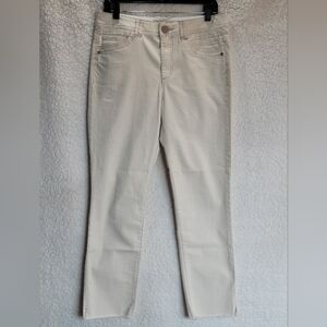 Democracy Women's Cream Skinny Jeans Size 10